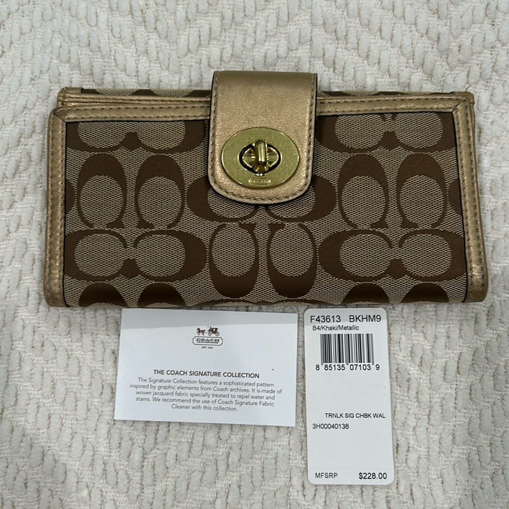 Coach wallet